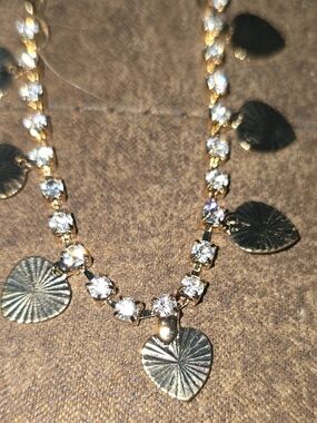 Gold Tone Sparkly Rhinestone Leaf Charm Dangle Anklet Bracelet